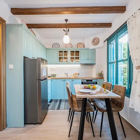 Archangel's Nest- Wings & Hideaway Апартаменты *