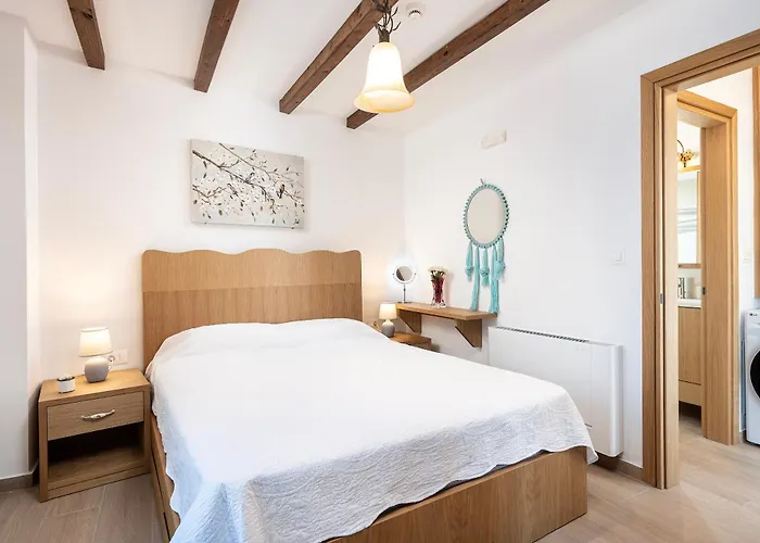 Daire Archangel's Nest- Wings & Hideaway Asfendiou