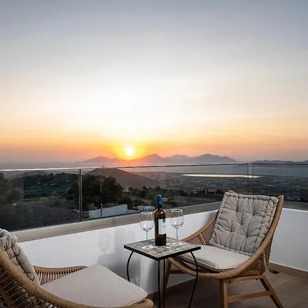 アパート Archangel's Nest- Wings & Hideaway *